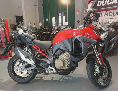 Ducati Multistrada V4 S (2025) usata