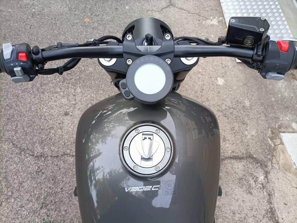 Keeway Motor V302 C (2022 - 26) (9)