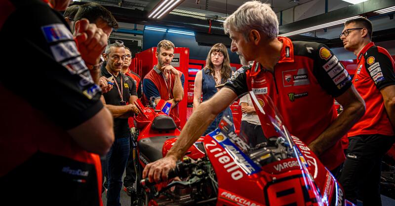 Dentro il box Ducati Lenovo MotoGP: &quot;Il genio dell&#039;uomo &egrave; al di sopra dei regolamenti&quot;