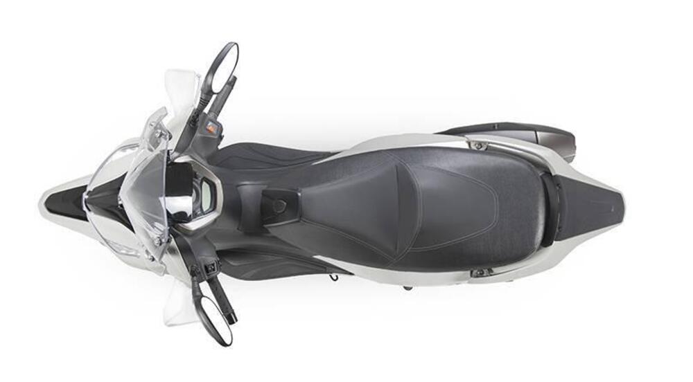 Kymco Agility 300i (2021 - 25) (6)