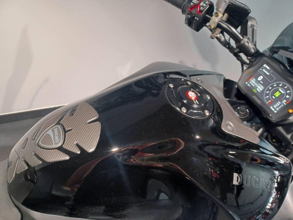 Ducati Diavel V4 (2023 - 26) (4)