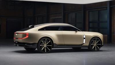 Bentley fa marcia indietro: elettrico rinviato al 2035, i clienti facoltosi preferiscono la benzina