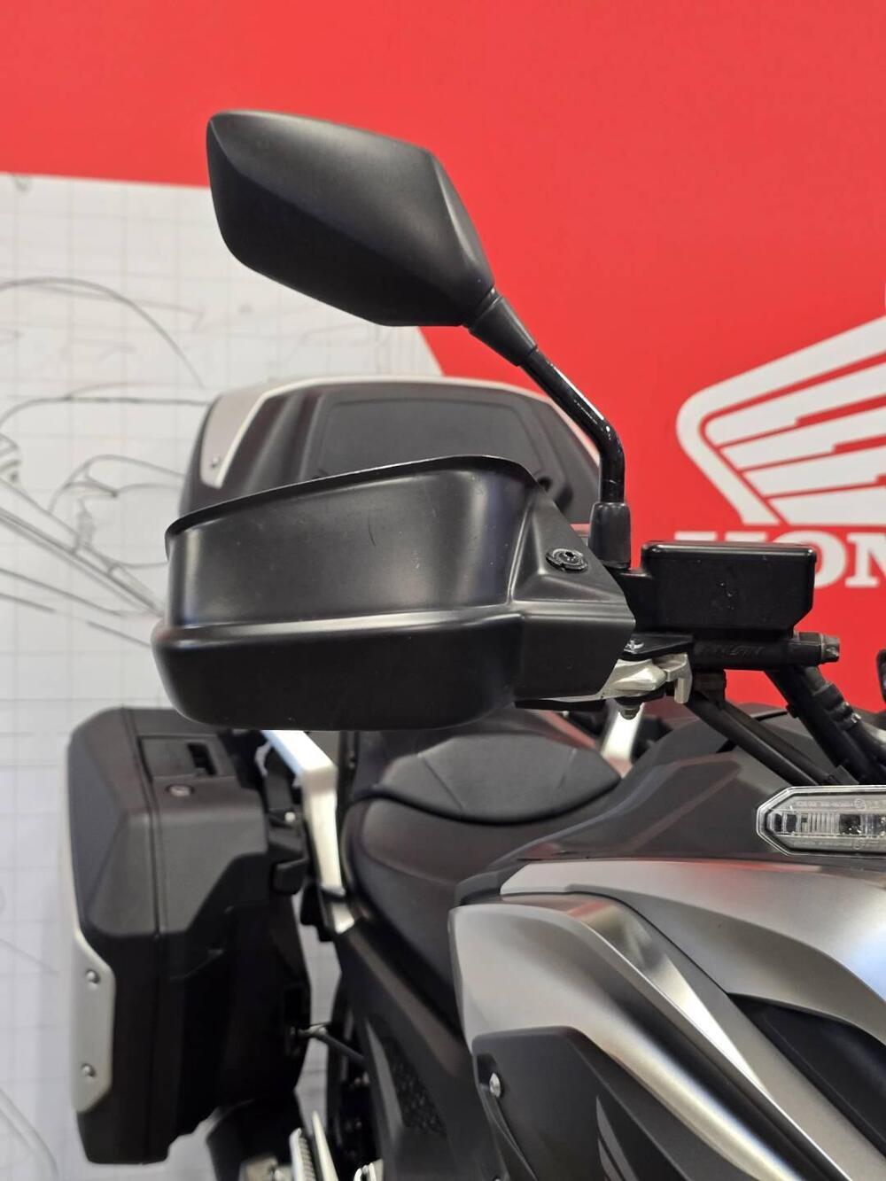 Honda NC 750 X DCT Travel (2021 - 24) (9)