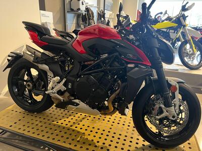 MV Agusta Brutale 1000 RS (2022 - 25) usata