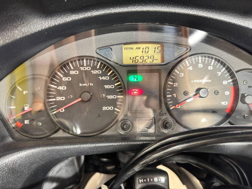 Honda Deauville 700  (5)