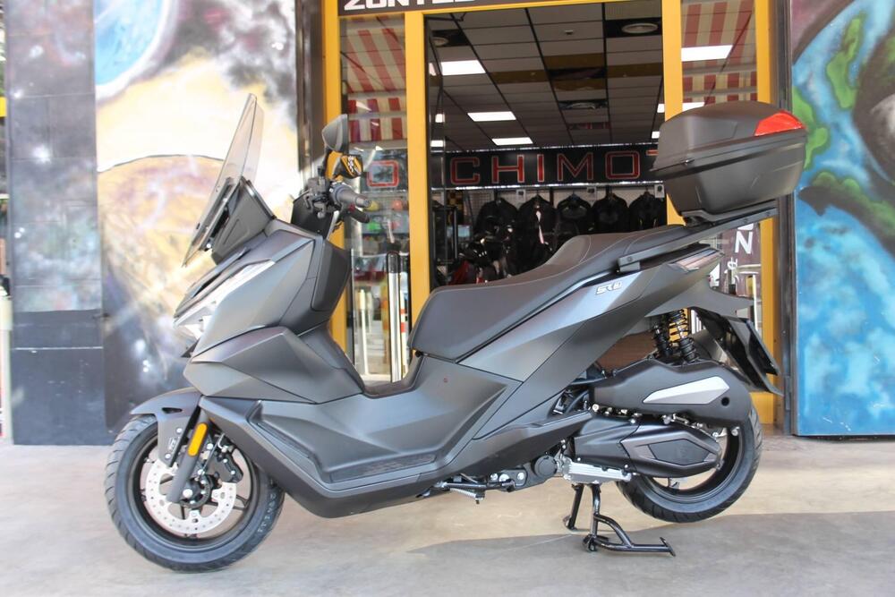 Voge Sfida SR3 (2024 - 25) (8)