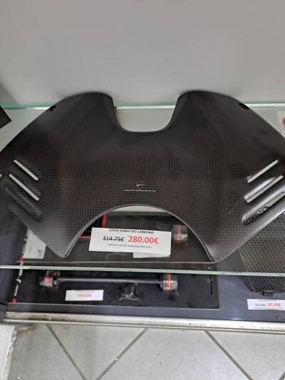 Cover serbatoio in carbonio Ducati