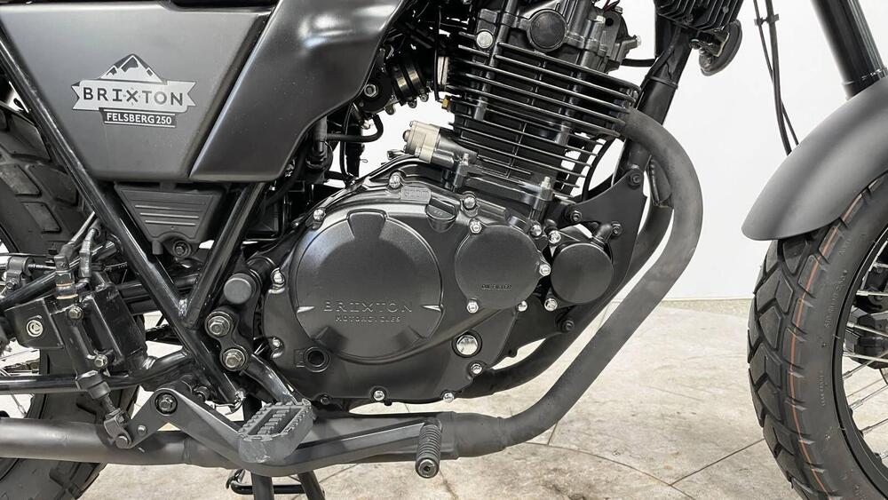 Brixton Motorcycles Glanville 250 X (2018 - 19) (7)