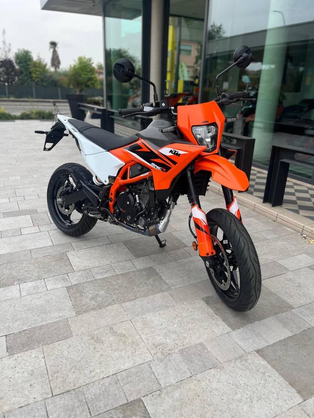 KTM 125 SMC R (2025 - 26)