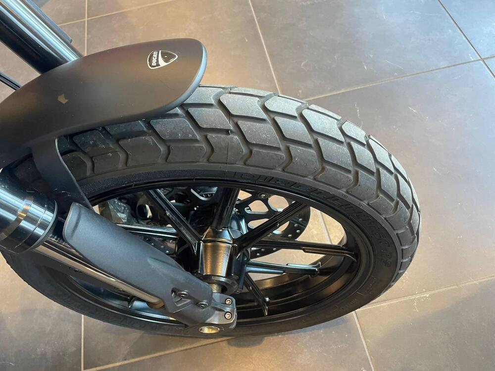 Ducati Scrambler 800 Icon Dark (2021 - 22) (10)