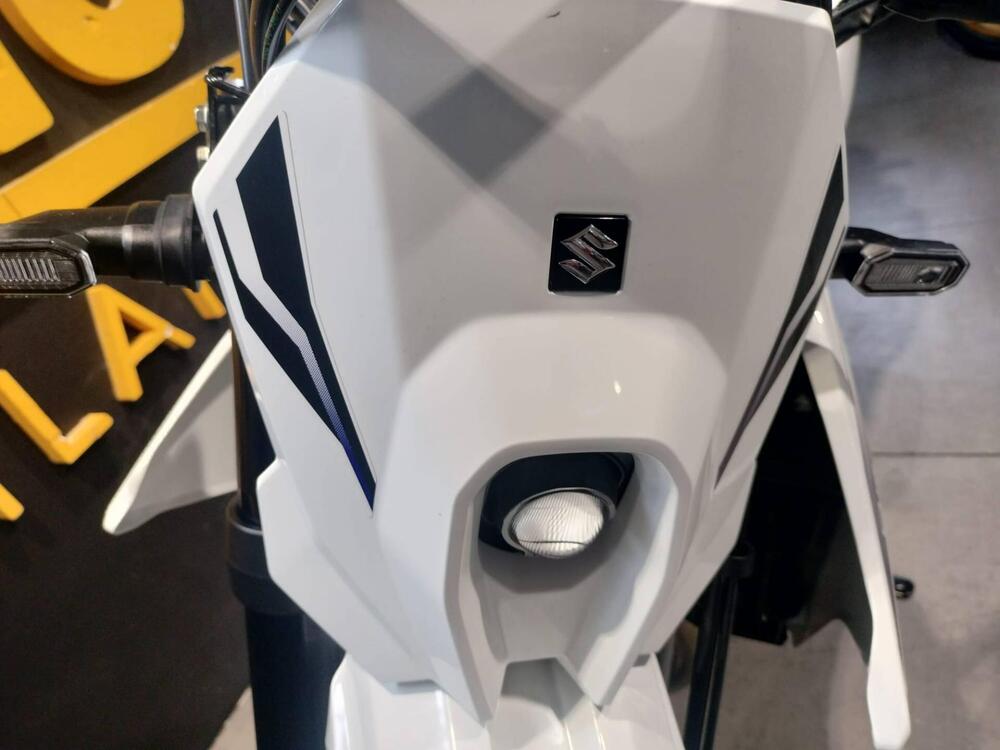 Suzuki DR-Z4SM (2025 - 26) (5)