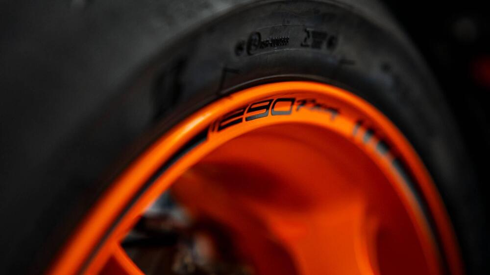 KTM 1290 Super Duke R EVO (2022 - 23) (15)