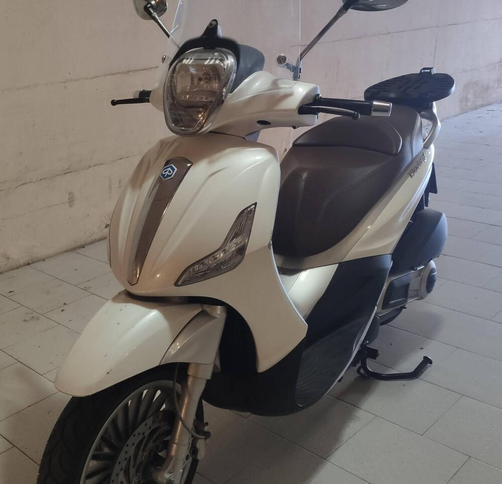 Piaggio Beverly 300 i.e. (2010 - 16) (3)