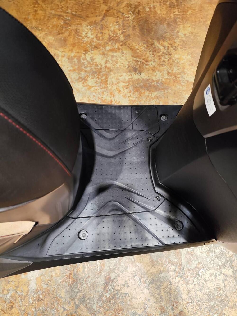 Honda SH 300 i Sport ABS (2018 - 20) (6)