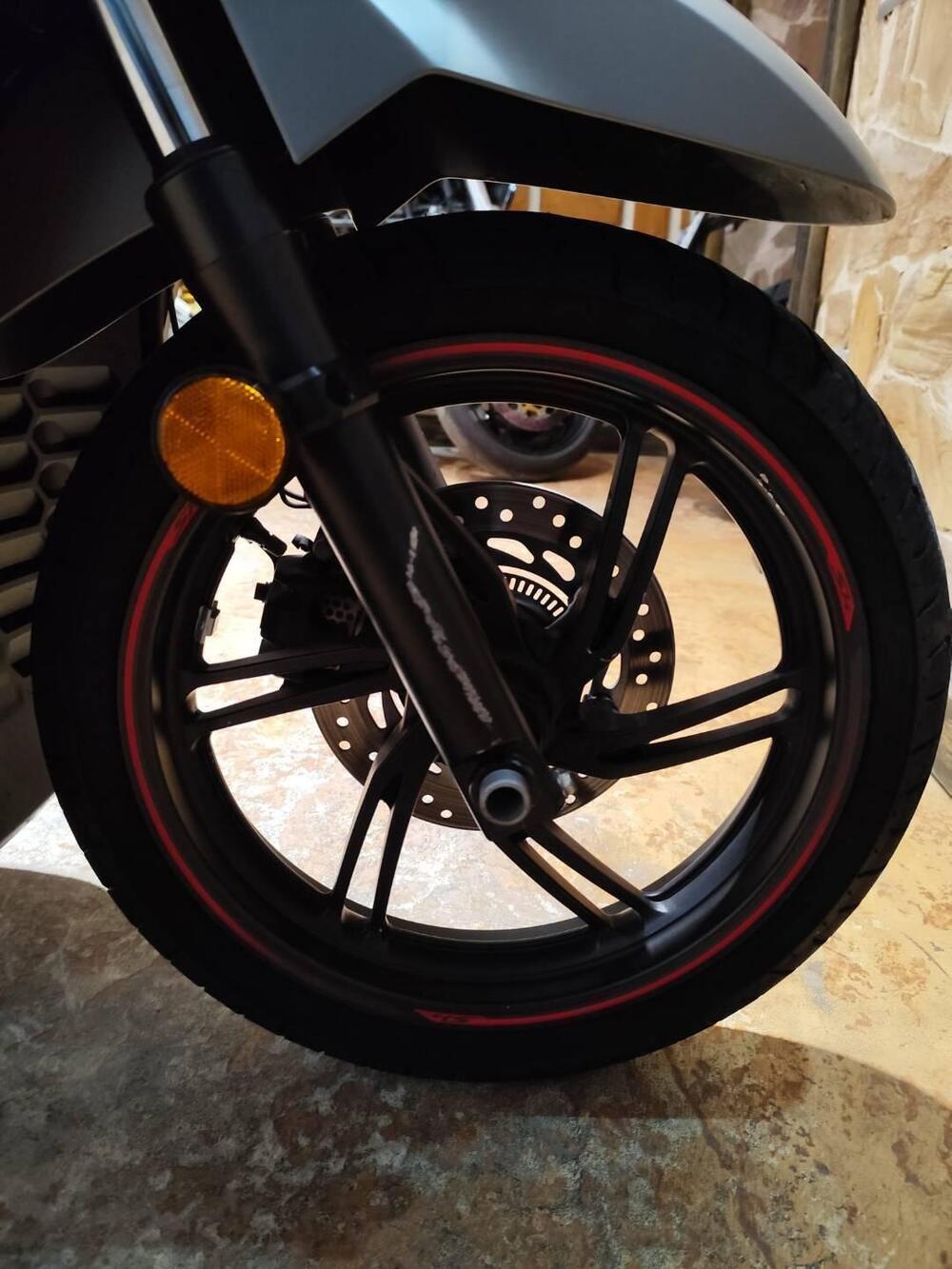 Honda SH 300 i Sport ABS (2018 - 20) (14)