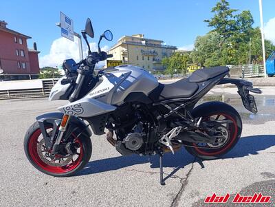 Suzuki GSX-8S (2025) usata