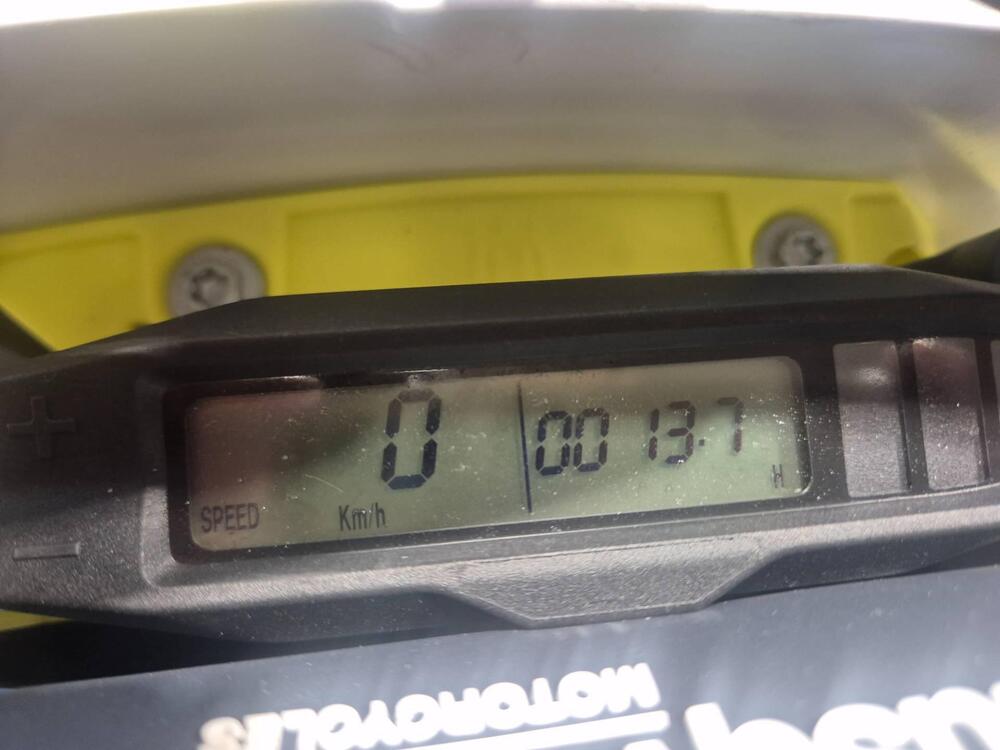 Husqvarna FE 250 (2025) (7)