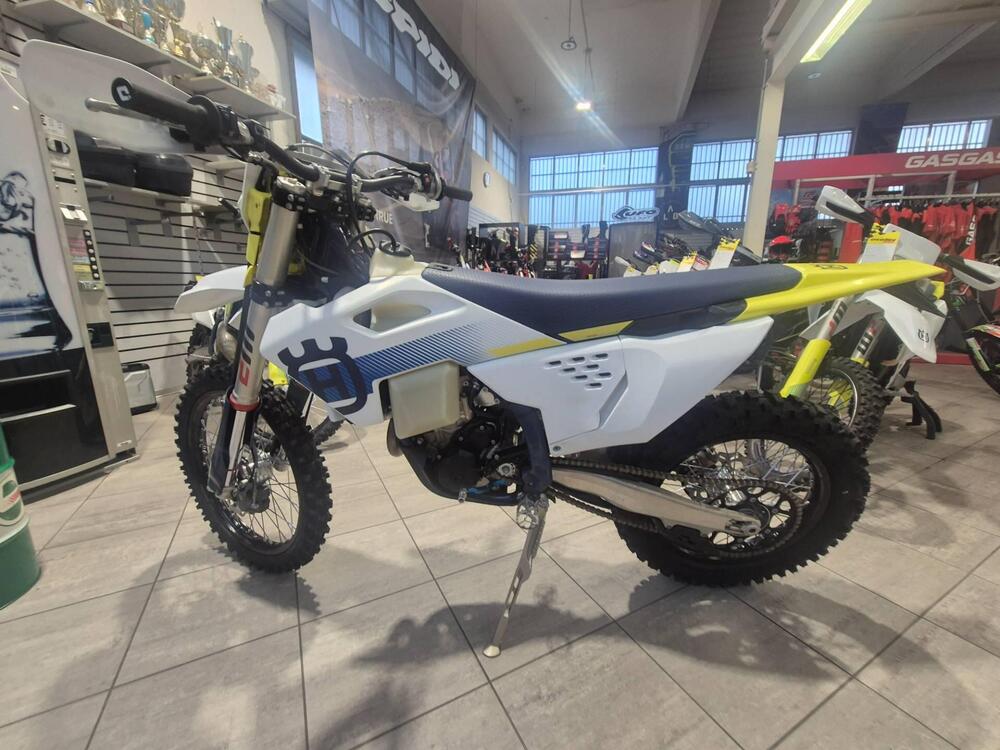 Husqvarna FE 250 (2024) (5)