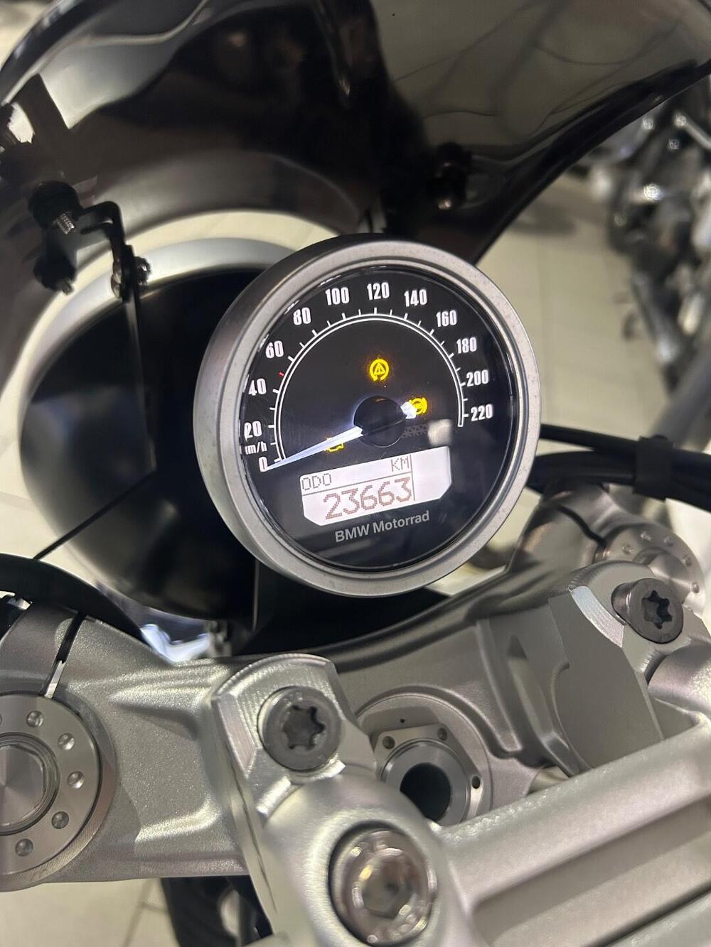 Bmw R nineT 1200 Pure (2017 - 20) (4)