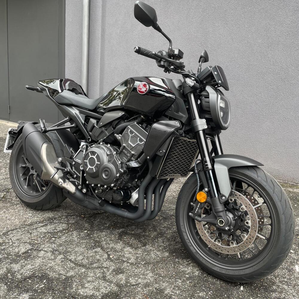Honda CB 1000 R Black Edition (2021 - 25) (2)