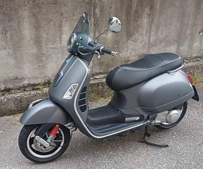 Vespa GTS 300 Super (2008 - 16) usata