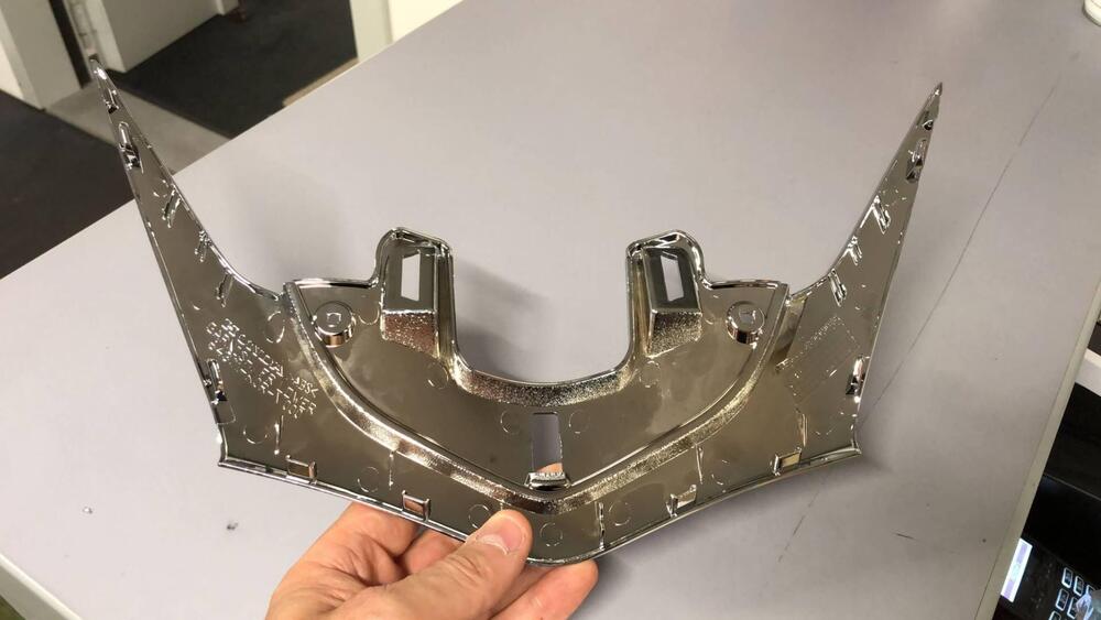 PUNTALE SCUDO CROMATO PER HONDA SH 125 E 150 CODIC (2)