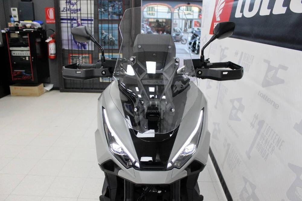 Honda X-ADV 750 (2025 - 26) (4)