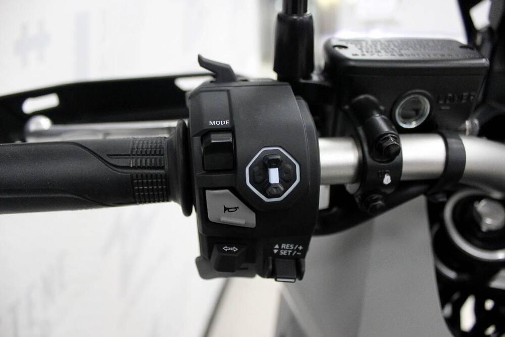 Honda X-ADV 750 (2025 - 26) (6)