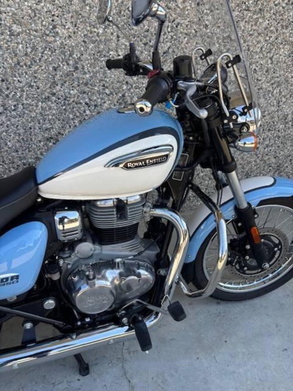 Royal Enfield Meteor 350 Aurora (2024 - 26) (13)