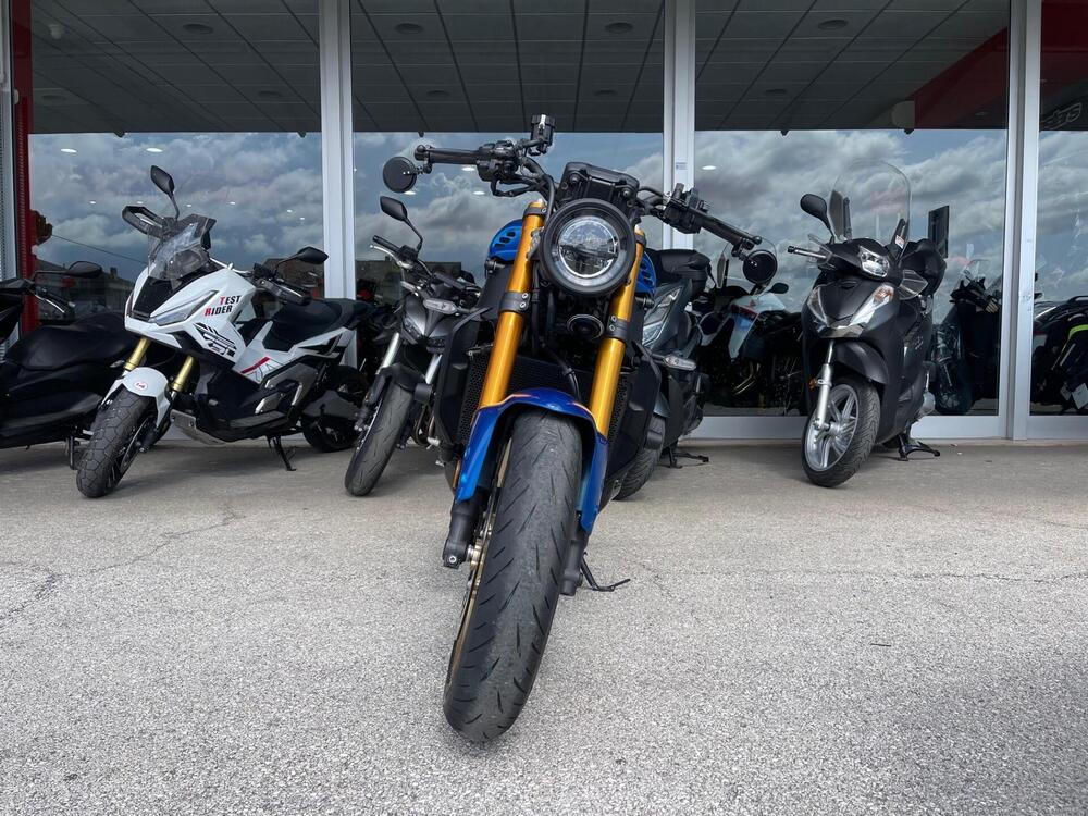 Yamaha XSR 900 (2022 - 26) (2)