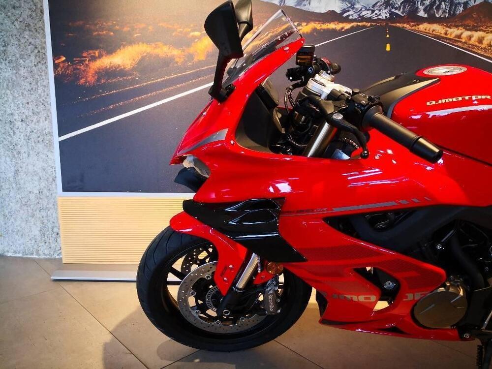 QJ Motor SRK 800 RR (2025 - 26) (10)