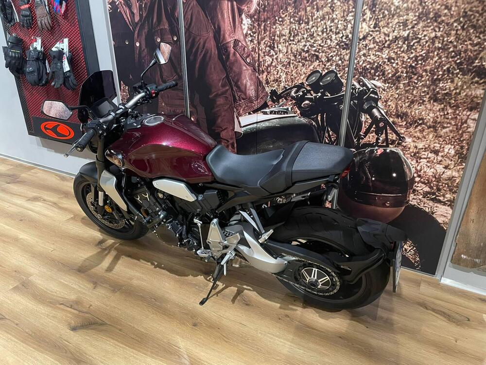 Honda CB 1000 R (2021 - 25) (5)