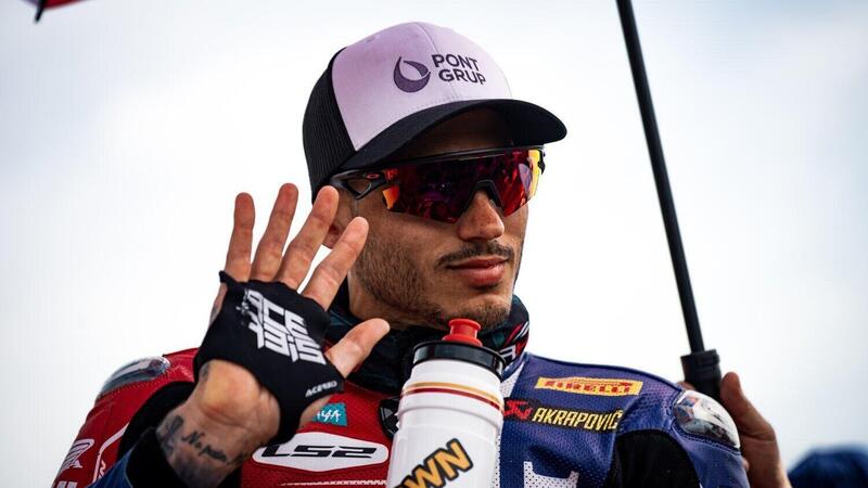 SBK 2025. Vierge in Yamaha. Oliveira vicino alla BMW