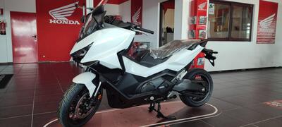 Honda Forza 750 (2025) nuova