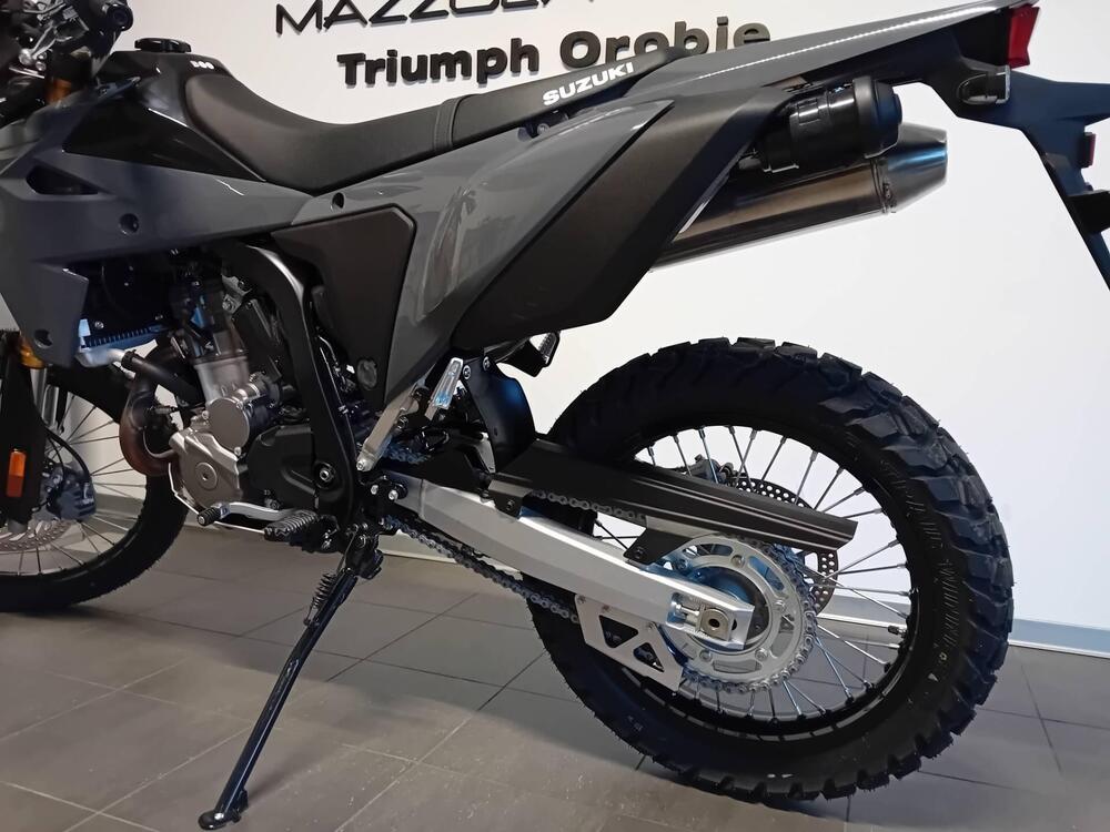 Suzuki DR-Z4S (2025) (17)