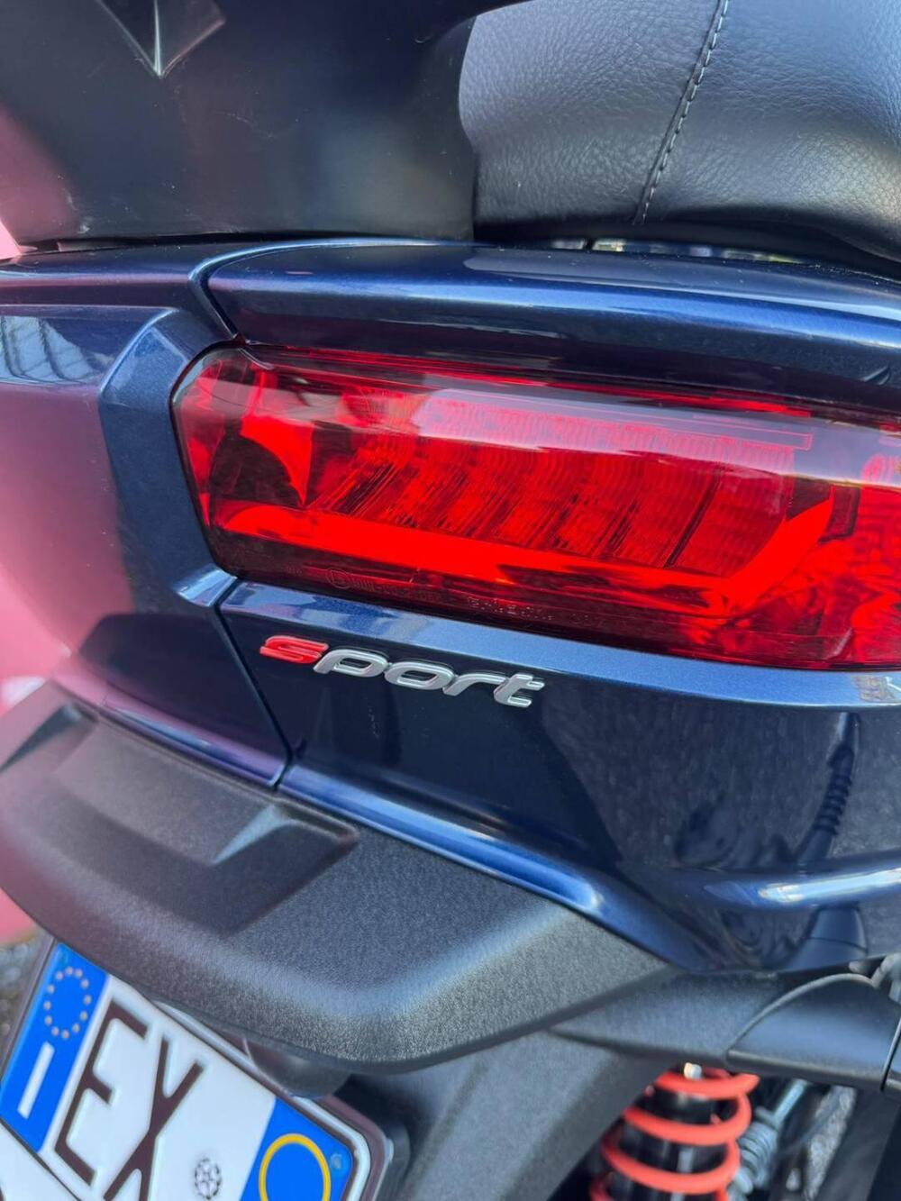 Piaggio MP3 400 Sport ABS Hpe (2021 - 22) (6)