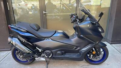 Yamaha T-Max 560 (2022 - 24) usata