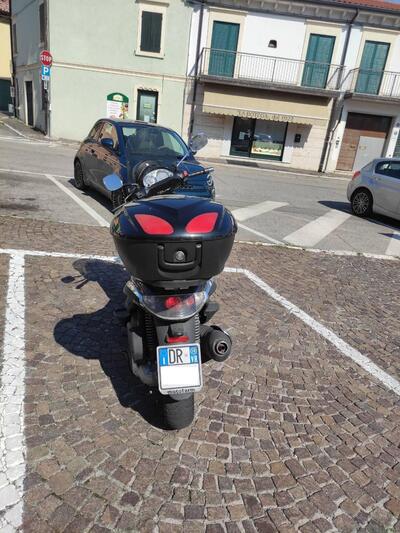 Piaggio Beverly 300 i.e. (2010 - 16) usata