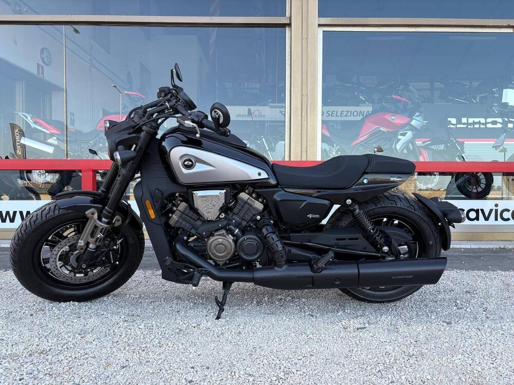 QJ Motor SRV 600 V (2025 - 26) (3)