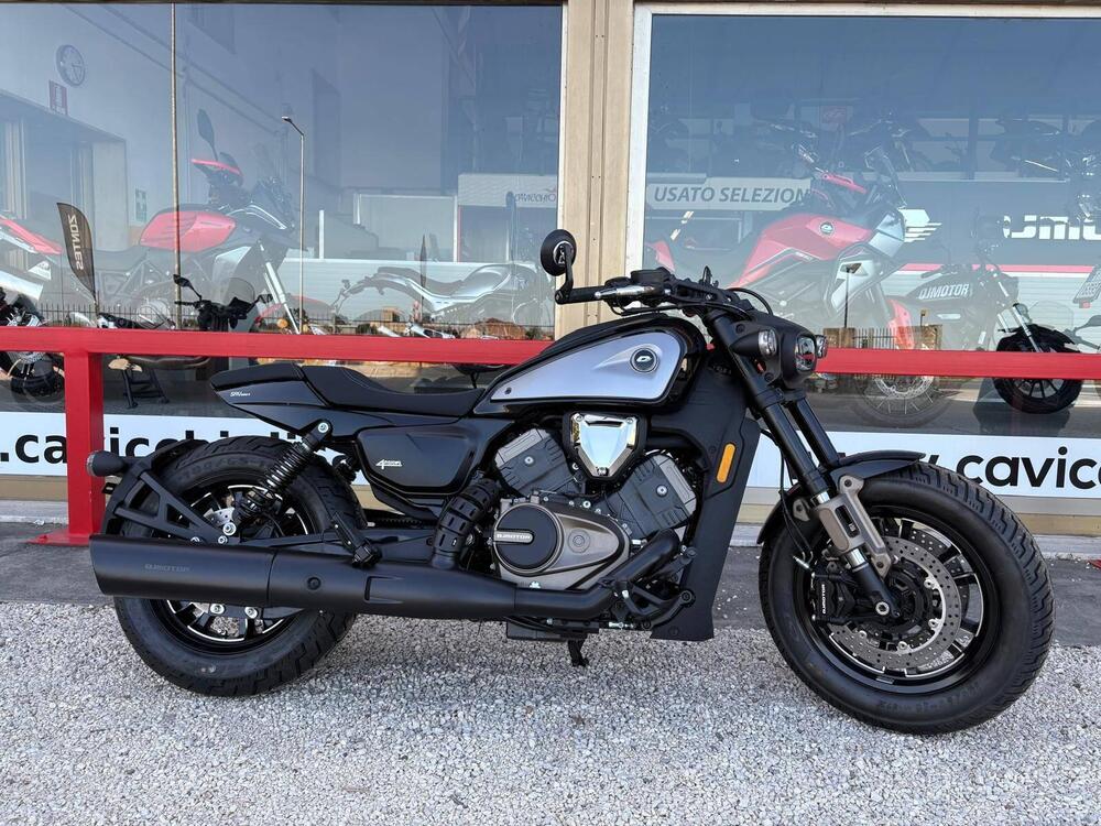 QJ Motor SRV 600 V (2025 - 26) (4)