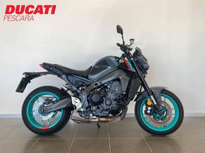 Yamaha MT-09 (2021 - 23) usata