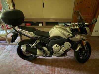Yamaha FZ1 Fazer (2006 - 16) usata