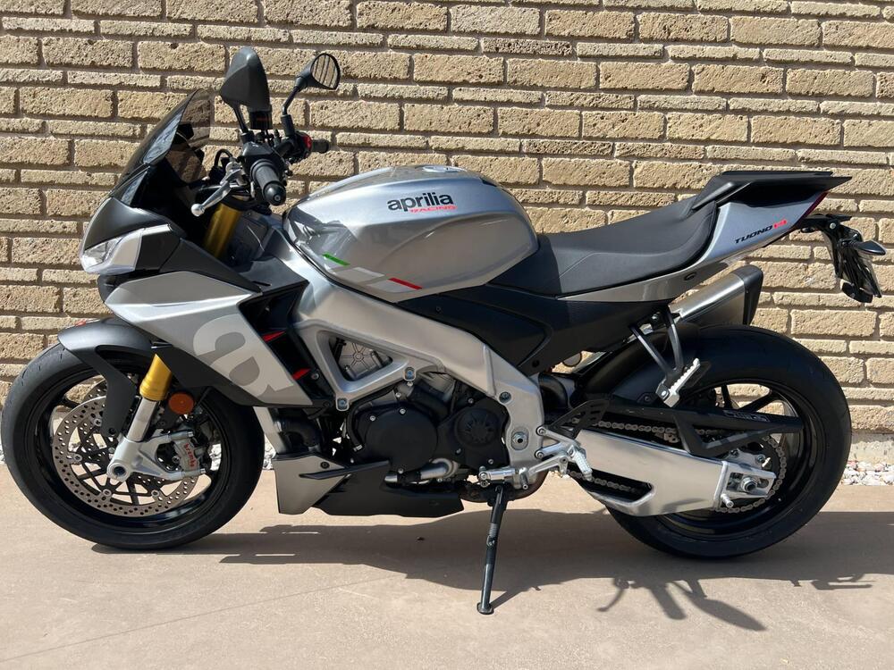 Aprilia Tuono V4 (2021 - 24) (9)
