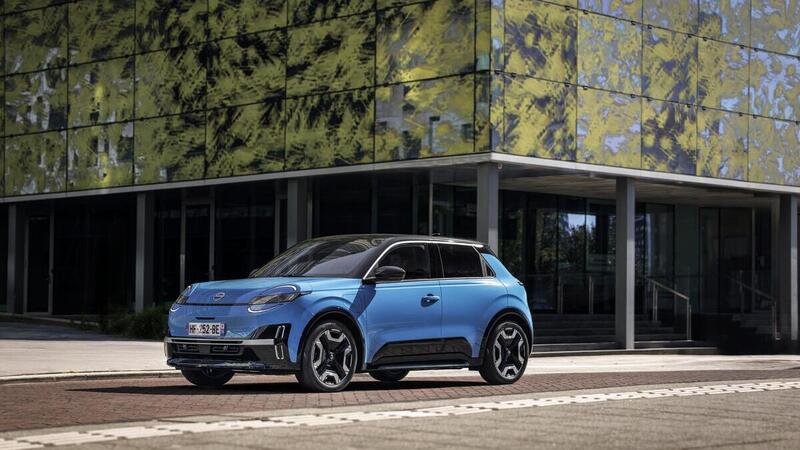 Nuova Nissan Micra 2025: l&rsquo;elettrica compatta che punta a conquistare la citt&agrave;