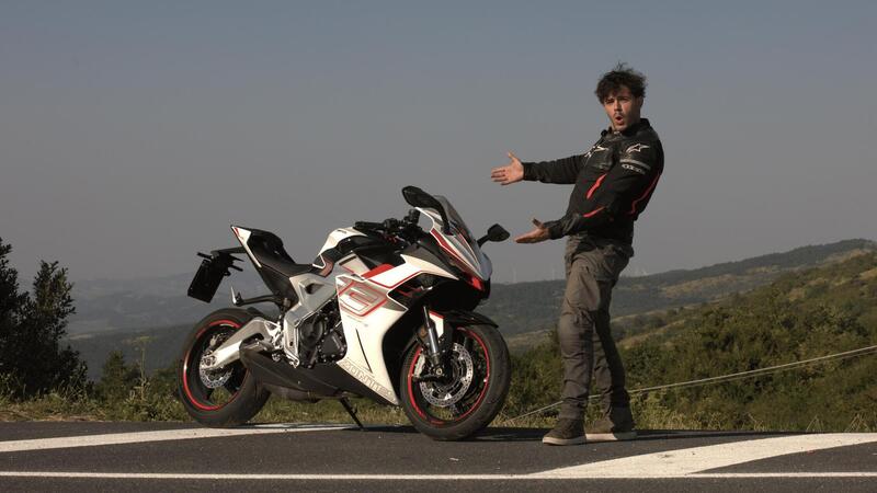 Zontes 703 RR TEST: la prova della sportiva cinese 3 cilindri. Pro e contro [VIDEO]