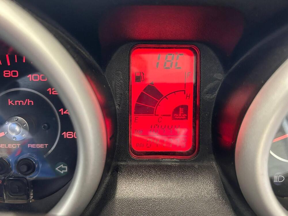 Yamaha X-Max 250 (2010 - 13) (3)