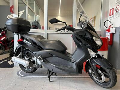 Yamaha X-Max 250 (2010 - 13) usata