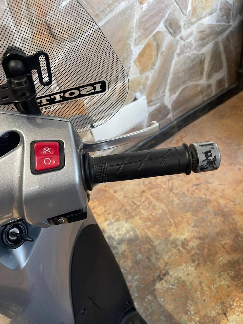 Honda SH 300 i (2006 - 10) (12)