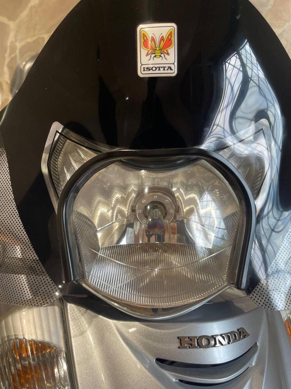 Honda SH 300 i (2006 - 10) (9)