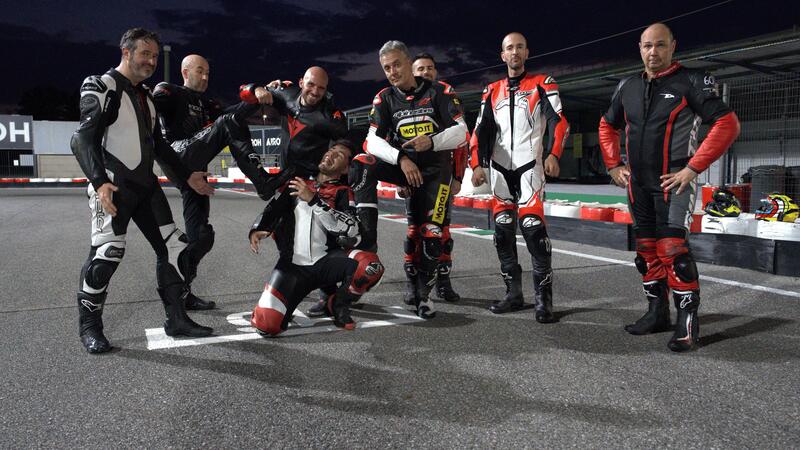 Gara di redazione con le Pitbike, chi &egrave; il pi&ugrave; veloce? La sfida di Moto.it da Orobikart [VIDEO]